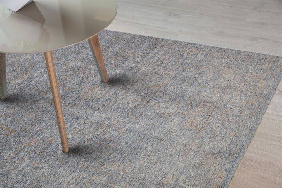 TF 02 D.GREY BRONZE Pakistan Overdyed Tarzı Özel Hav Vermeyen ve El Emeği ile Özel Tezgahlarda Üretilen Uşak Halısı