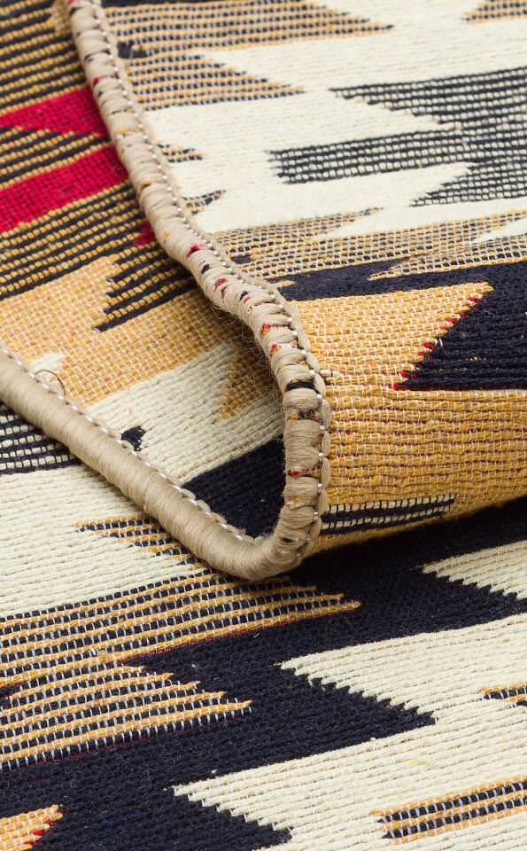 AR 33 RED Yıkanabilir Çift Taraflı Modern Desenli Dokuma Kilim